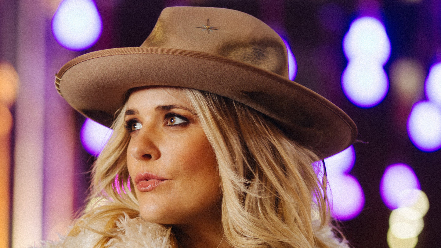 Elles Bailey
