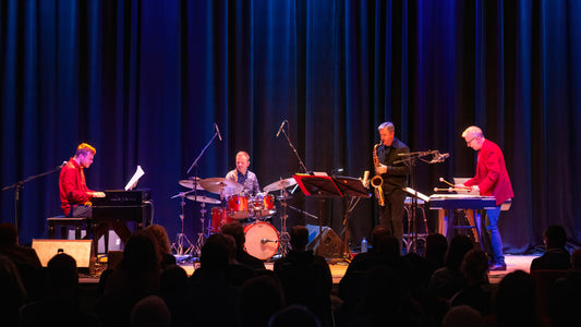 Peter Johnstone: International Organ Quartet